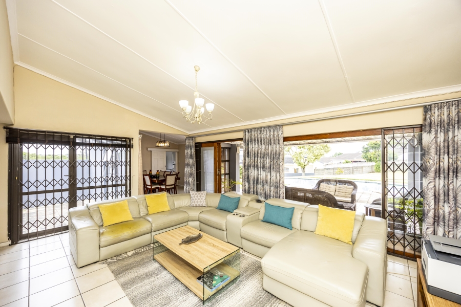 3 Bedroom Property for Sale in Beacon Bay Eastern Cape